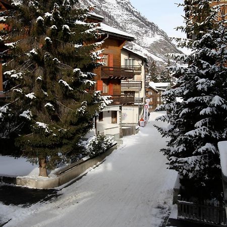Central & Elegant Apartments,Partially With Fireplace, By Zermatt Rental Zewnętrze zdjęcie
