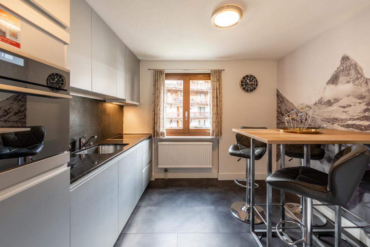Central & Elegant Apartments,Partially With Fireplace, By Zermatt Rental Zewnętrze zdjęcie