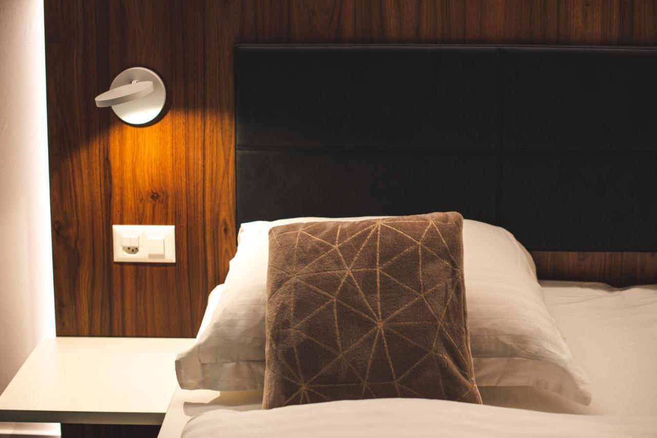 Central & Elegant Apartments,Partially With Fireplace, By Zermatt Rental Zewnętrze zdjęcie